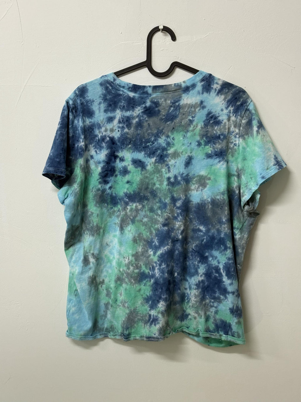 Custom Dye & Wearable Art Service | Supports Dog Rescues | 2DogsCreative